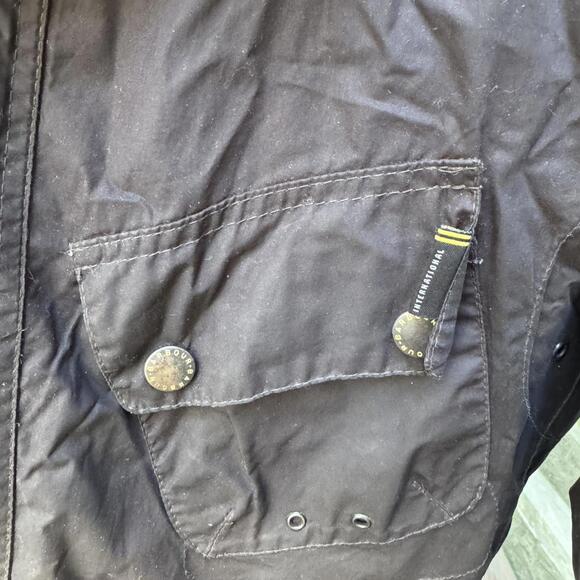 Barbour Men’s Black and Navy Jacket - Picture 4 of 8